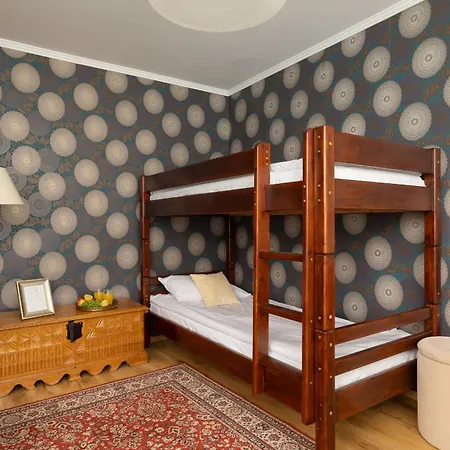Apartment Atmospheric In A Mountain By Renters Zakopane